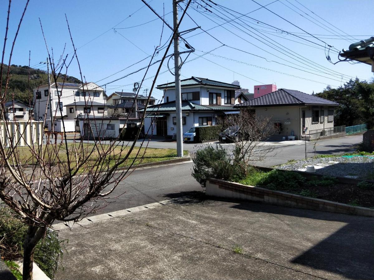 Izu Shirada Villa 伊豆白田家 Хіґашіідзу Екстер'єр фото
